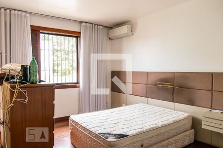 Casa à venda com 2 quartos, 570m² em Pampulha, Belo Horizonte