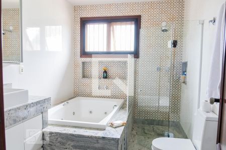 Casa à venda com 2 quartos, 570m² em Pampulha, Belo Horizonte