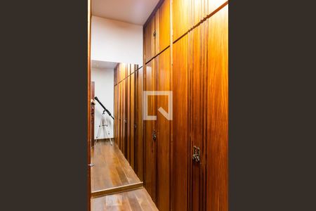 Casa à venda com 2 quartos, 570m² em Pampulha, Belo Horizonte