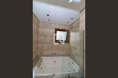 Casa à venda com 280m², 5 quartos e 6 vagasQuarto Suíte 1-Banheiro