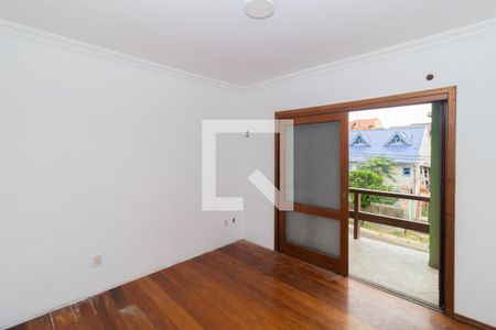 Casa à venda com 280m², 5 quartos e 6 vagasQuarto Suíte 2