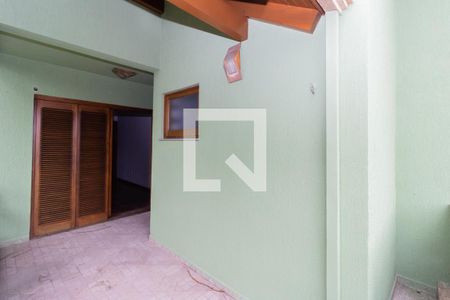 Casa à venda com 280m², 5 quartos e 6 vagasQuarto Suíte 1-Varanda