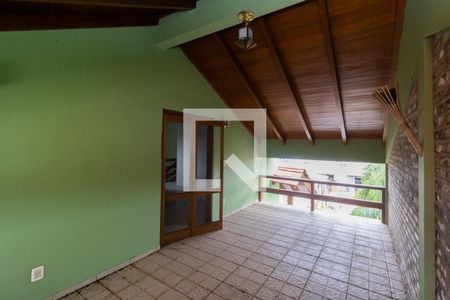 Casa à venda com 280m², 5 quartos e 6 vagasSótão