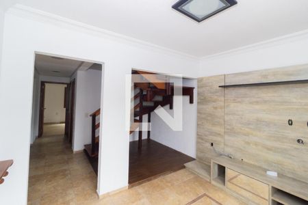 Casa à venda com 280m², 5 quartos e 6 vagasSala