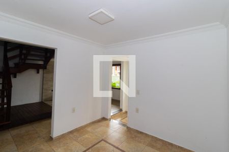 Casa à venda com 280m², 5 quartos e 6 vagasSala de Jantar