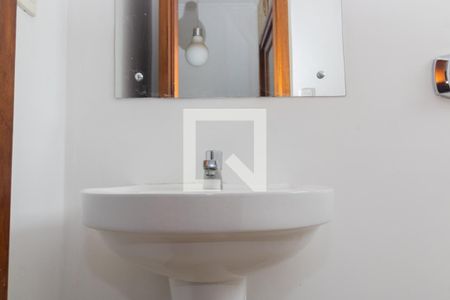 Casa à venda com 280m², 5 quartos e 6 vagasQuarto Suíte 3-Banheiro