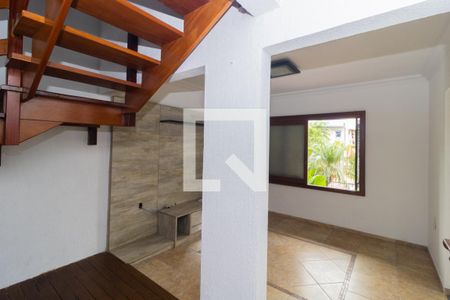 Casa à venda com 280m², 5 quartos e 6 vagasSala