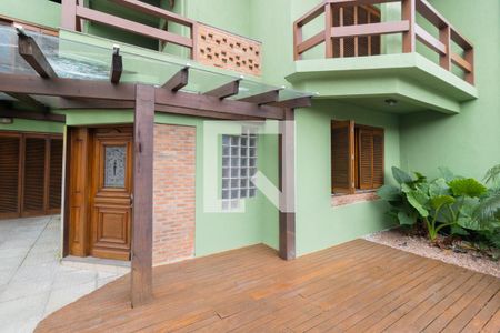 Casa à venda com 280m², 5 quartos e 6 vagasQuintal