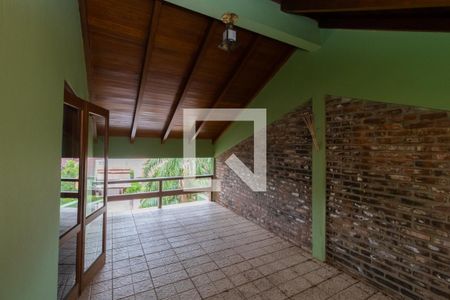 Casa à venda com 280m², 5 quartos e 6 vagasSótão