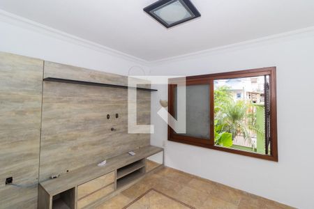 Casa à venda com 280m², 5 quartos e 6 vagasSala