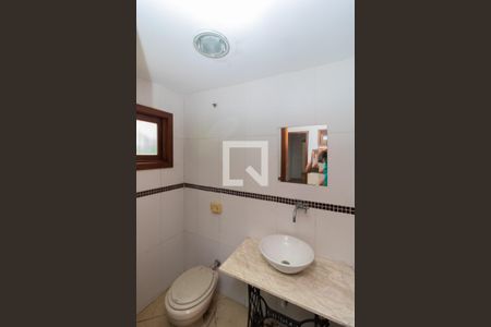 Casa à venda com 280m², 5 quartos e 6 vagasBanheiro 2