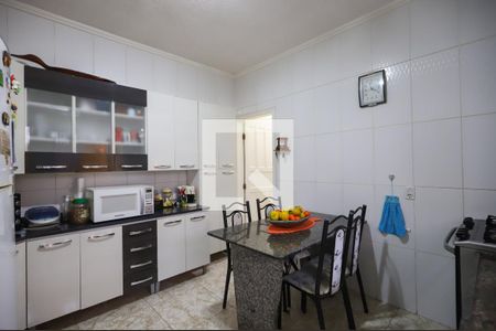 Casa à venda com 140m², 5 quartos e 2 vagasCozinha