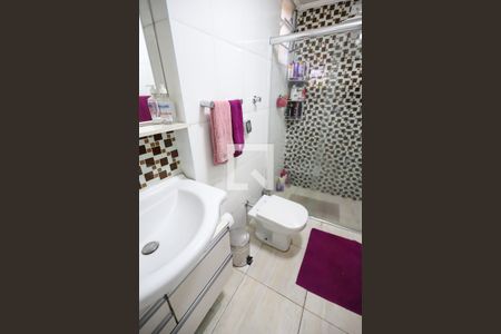 Casa à venda com 140m², 5 quartos e 2 vagasBanheiro