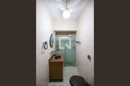 Casa à venda com 140m², 5 quartos e 2 vagasBanheiro