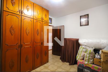 Casa à venda com 140m², 5 quartos e 2 vagasSuíte