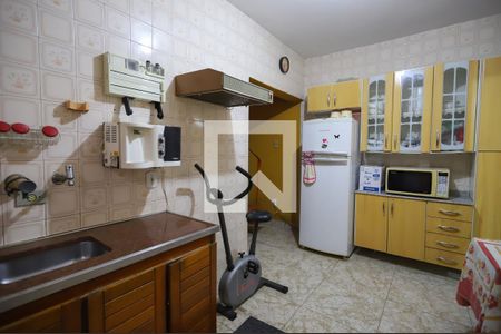 Casa à venda com 140m², 5 quartos e 2 vagasCozinha