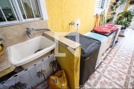 Casa à venda com 140m², 5 quartos e 2 vagasLavanderia