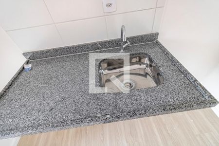 Sala e Cozinha - Torneira de apartamento à venda com 2 quartos, 31m² em Vila Monumento, São Paulo
