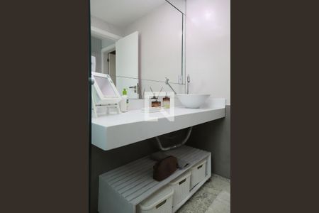 Apartamento à venda com 392m², 4 quartos e 2 vagasBanheiro social 