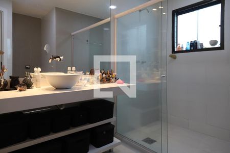 Apartamento à venda com 392m², 4 quartos e 2 vagasBanheiro da suíte 1