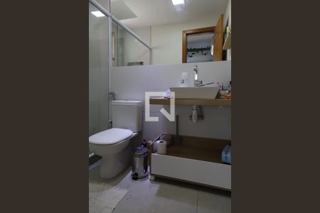 Apartamento à venda com 392m², 4 quartos e 2 vagasBanheiro da suíte 2