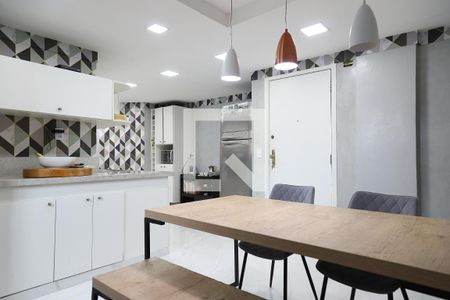 Apartamento à venda com 392m², 4 quartos e 2 vagasCozinha 