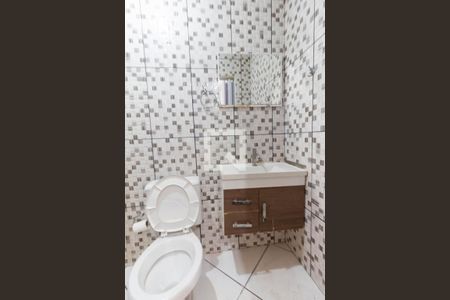 Casa à venda com 70m², 2 quartos e 2 vagas Casa à venda com 70m², 2 quartos e 2 vagasBanheiro