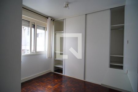 Quarto 1 de apartamento para alugar com 3 quartos, 79m² em Petrópolis, Porto Alegre