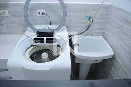 Área de Serviço de casa para alugar com 1 quarto, 31m² em Jardim Colibri, Cotia