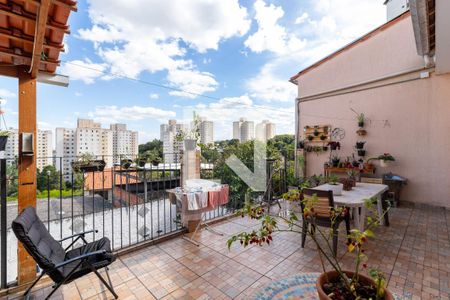 Casa à venda com 246m², 4 quartos e 3 vagasVaranda do Quarto 1
