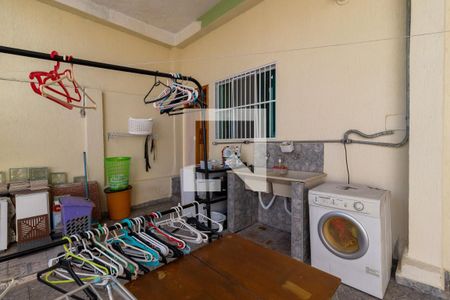 Casa à venda com 246m², 4 quartos e 3 vagasÁrea de Serviço