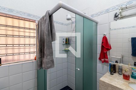 Casa à venda com 246m², 4 quartos e 3 vagasBanheiro da Suíte