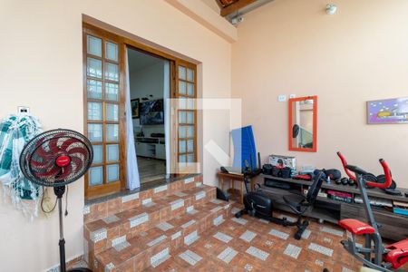 Quintal Frontal de casa à venda com 4 quartos, 246m² em Jardim Carlu, São Paulo