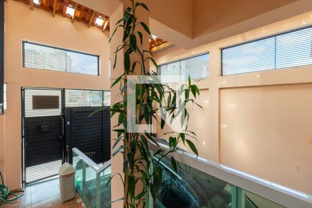 Casa à venda com 246m², 4 quartos e 3 vagasEntrada