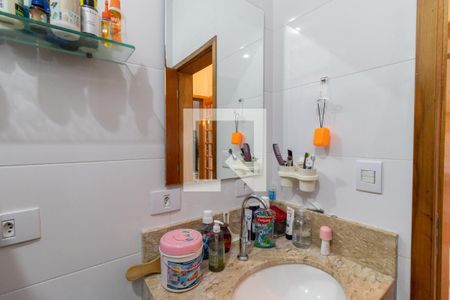 Casa à venda com 246m², 4 quartos e 3 vagasBanheiro 1