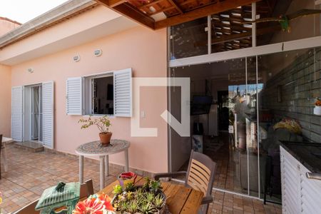 Casa à venda com 246m², 4 quartos e 3 vagasÁrea de Lazer