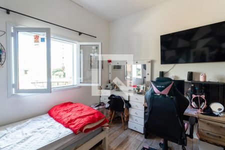 Casa à venda com 246m², 4 quartos e 3 vagasQuarto 2