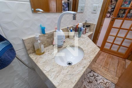 Casa à venda com 246m², 4 quartos e 3 vagasLavabo