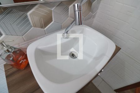 Casa à venda com 200m², 3 quartos e 2 vagasBanheiro Social