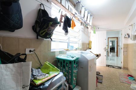 Casa à venda com 200m², 3 quartos e 2 vagasArea de Serviço