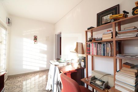 Casa à venda com 200m², 3 quartos e 2 vagasQuarto 2