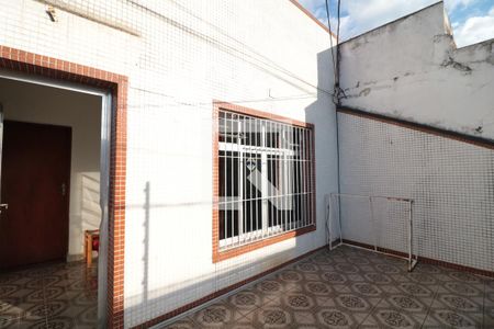 Casa à venda com 200m², 3 quartos e 2 vagasVaranda