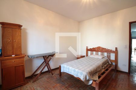 Casa à venda com 200m², 3 quartos e 2 vagasQuarto 4