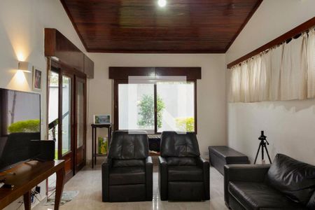 Sala de casa para alugar com 5 quartos, 580m² em Jardim Virginia, Guarujá