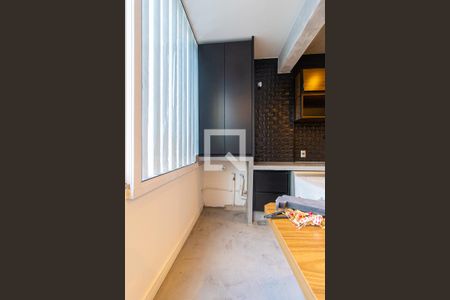 Apartamento para alugar com 70m², 2 quartos e sem vagaCozinha e Área de Serviço