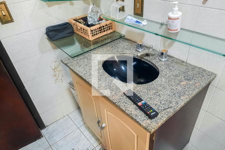 Casa à venda com 500m², 8 quartos e 2 vagas Casa à venda com 500m², 8 quartos e 2 vagasBanheiro 1