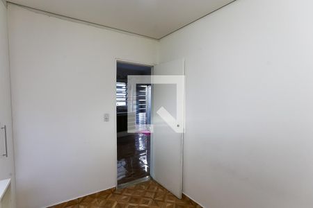 quarto 1 de casa para alugar com 2 quartos, 80m² em Parque Reboucas, São Paulo