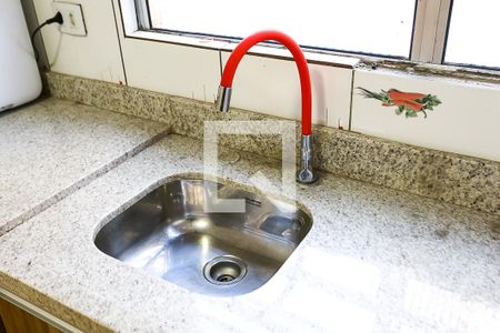 Casa para alugar com 80m², 2 quartos e sem vagacozinha