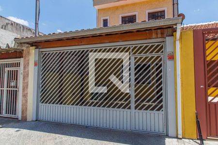 Casa à venda com 150m², 4 quartos e 2 vagasFachada