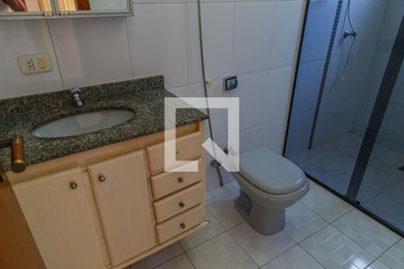 Casa à venda com 150m², 4 quartos e 2 vagasBanheiro Suíte 2